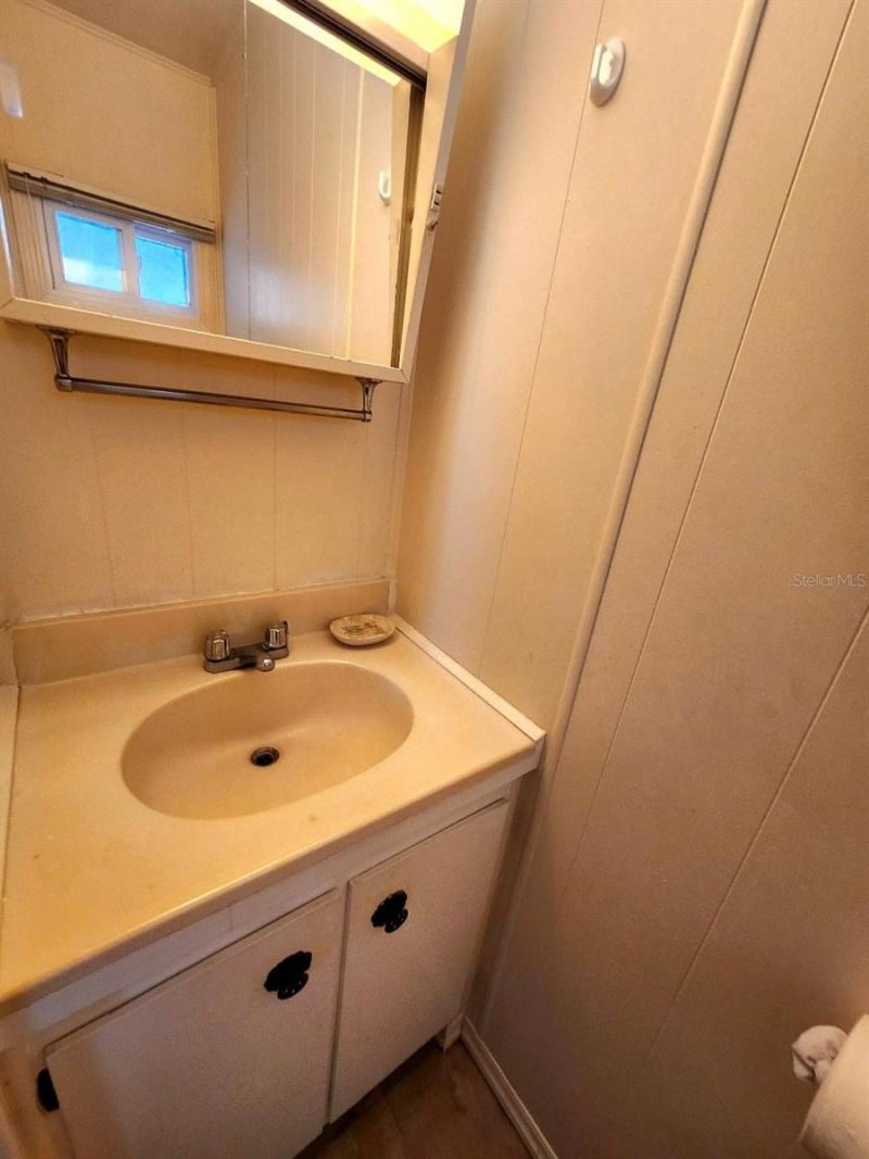 1715 Illinois Avenue , Bradenton, FL 34207 Photo