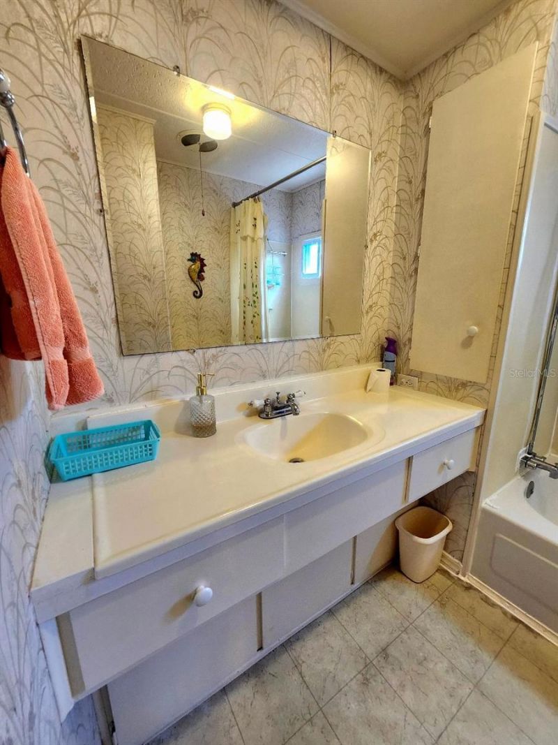 1715 Illinois Avenue , Bradenton, FL 34207 Photo