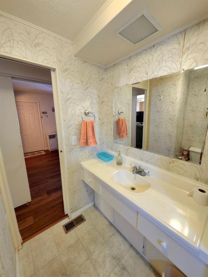 1715 Illinois Avenue , Bradenton, FL 34207 Photo