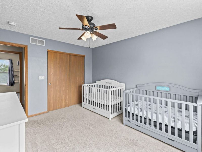 1098 Wesley Drive, London, OH 43140 Photo 13