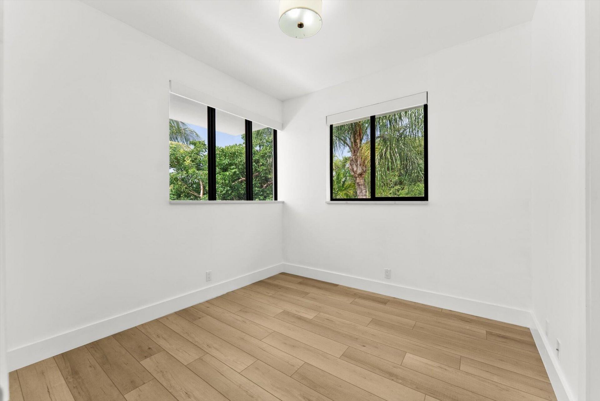 509 38th Street, West Palm Beach, FL 33407 Photo