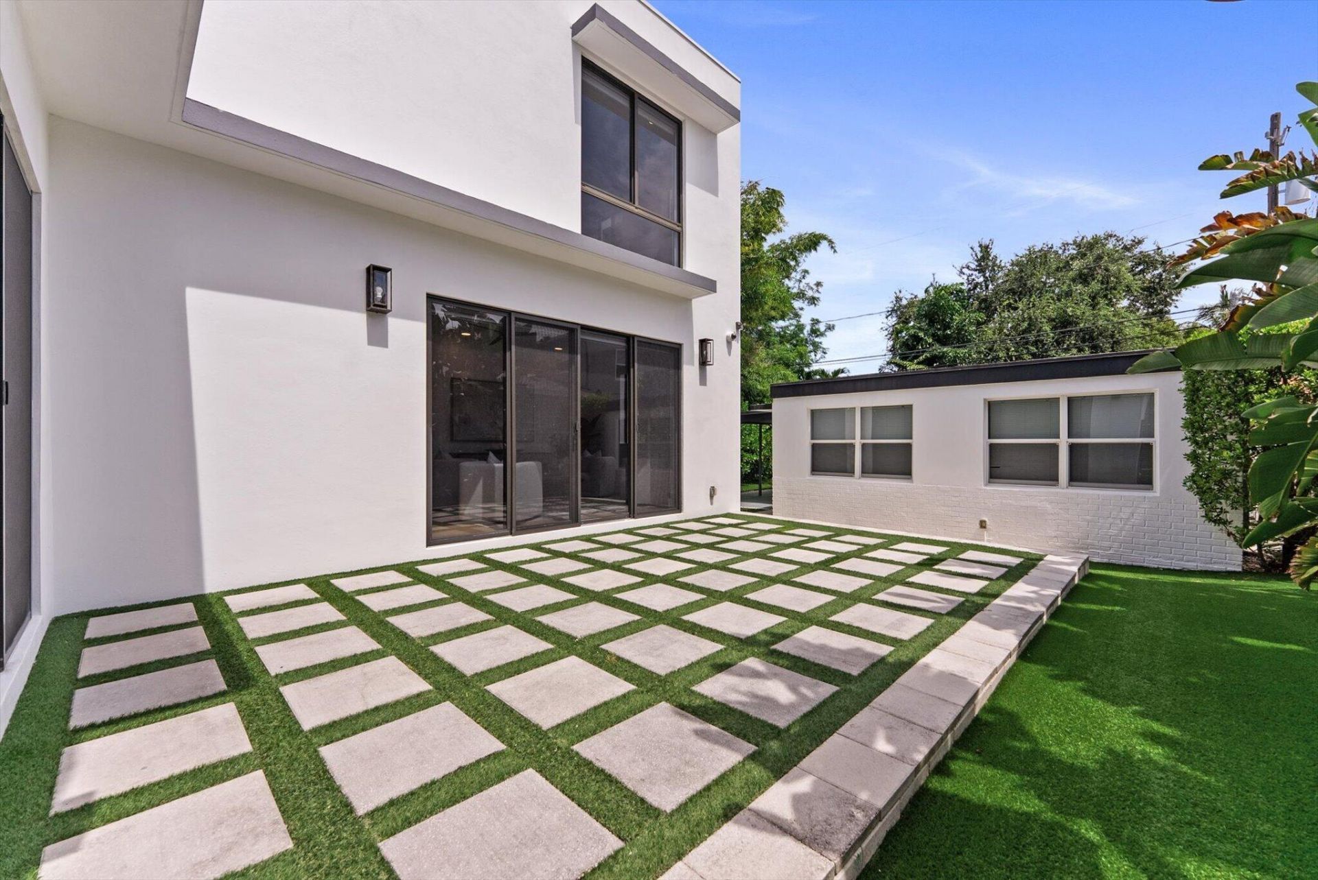 509 38th Street, West Palm Beach, FL 33407 Photo