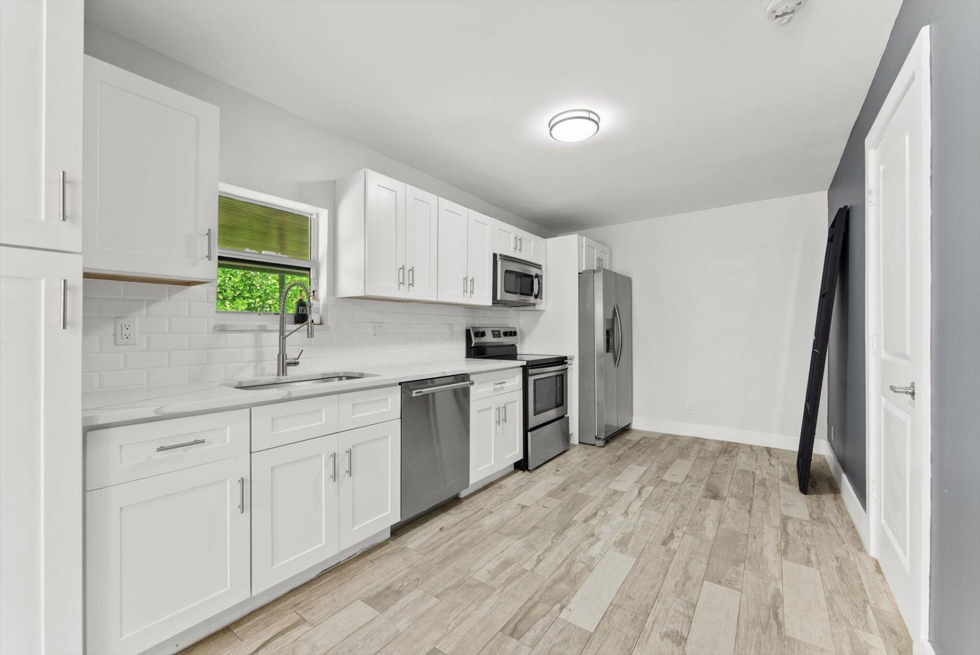 509 38th Street, West Palm Beach, FL 33407 Photo