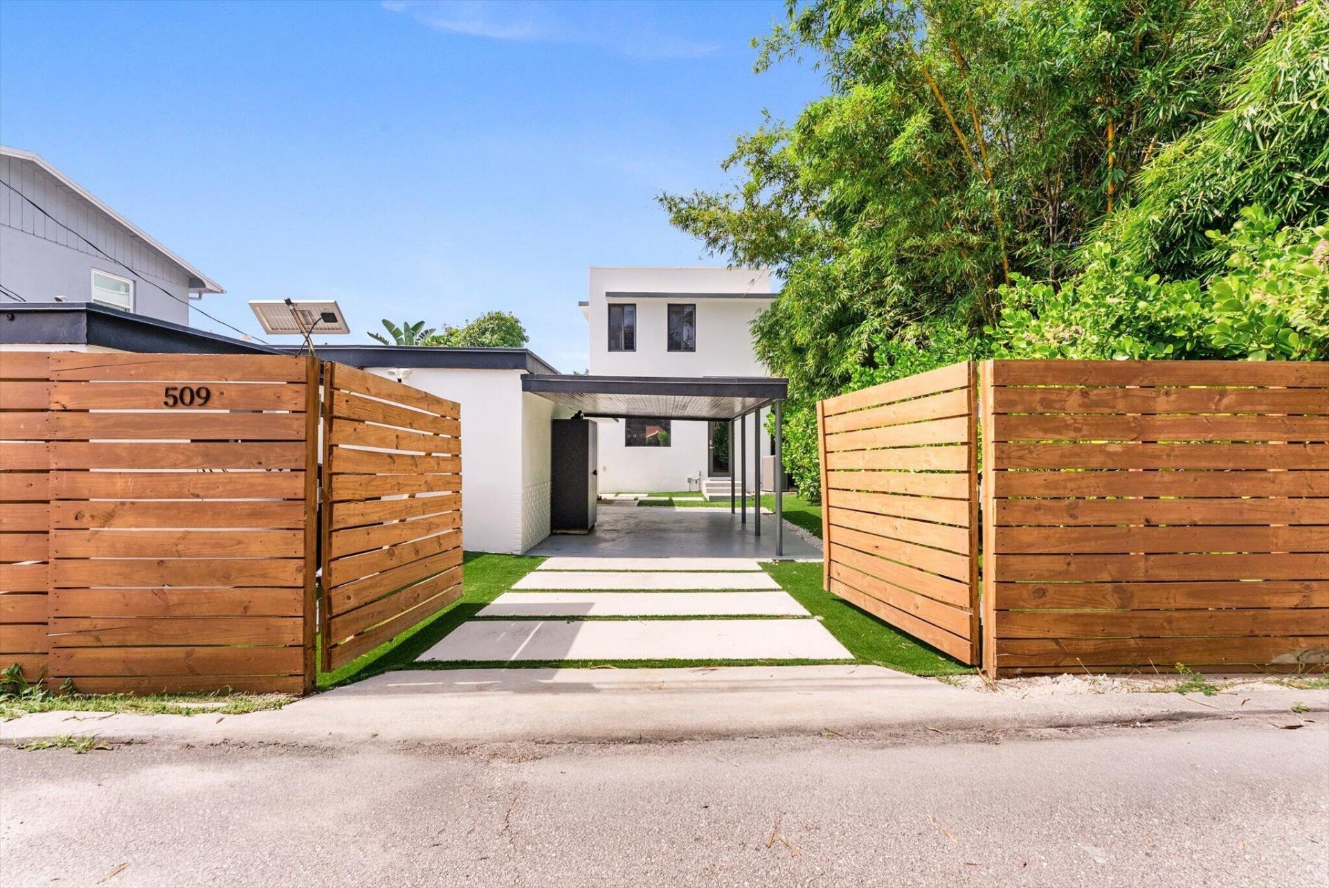 509 38th Street, West Palm Beach, FL 33407 Photo