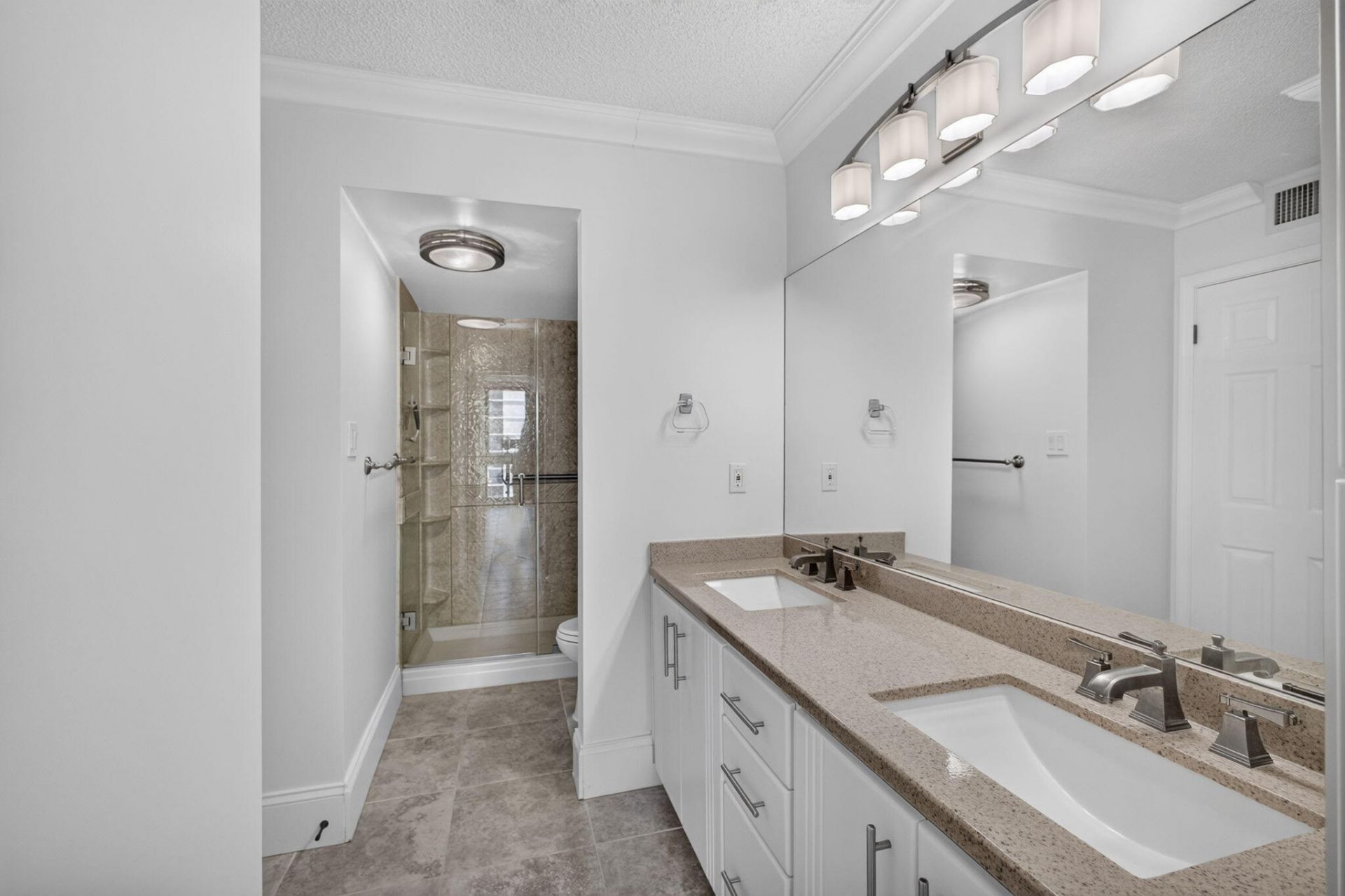 5380 N Ocean Drive, Unit 19F, Singer Island, FL 33404 Photo