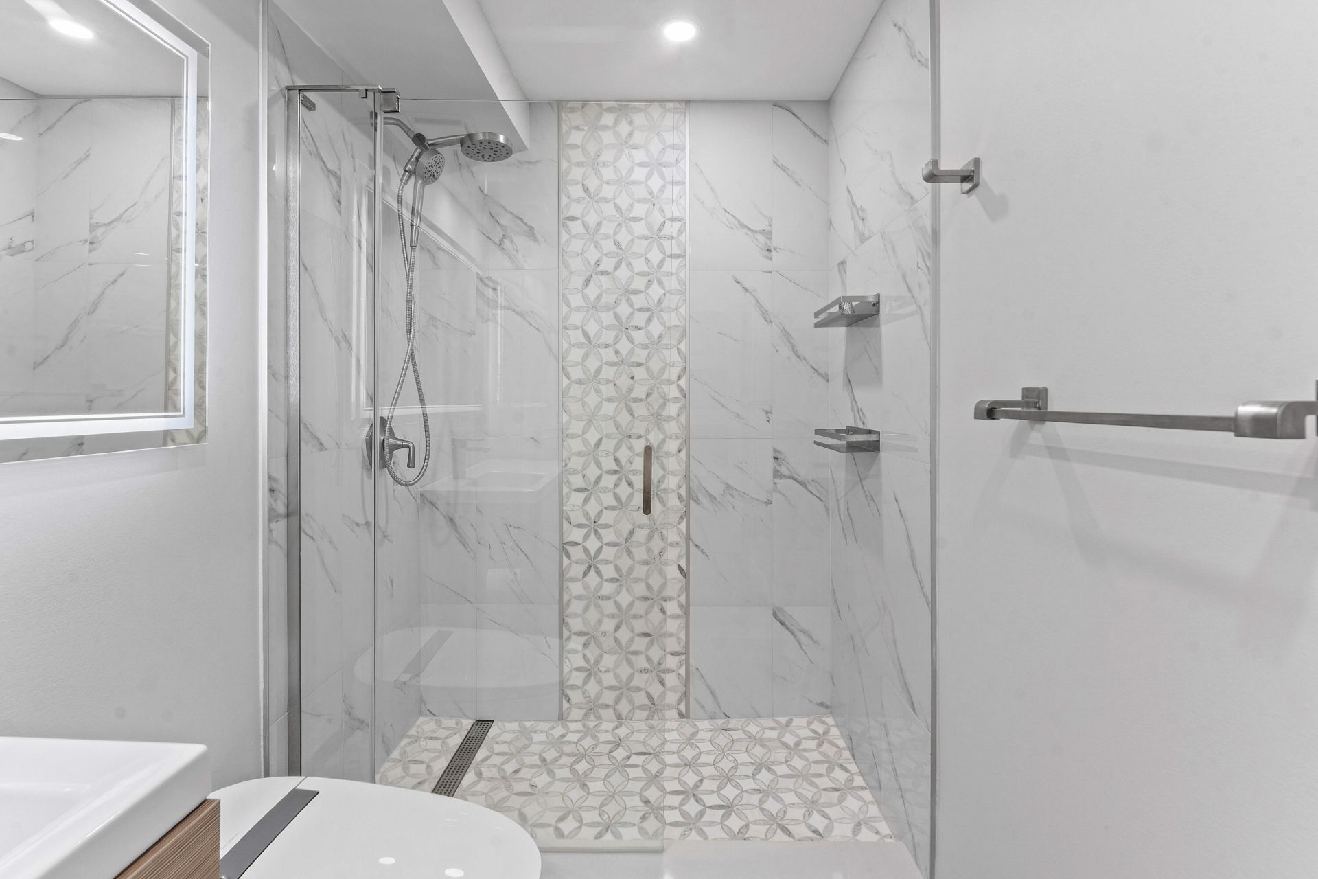108 Paradise Harbour Boulevard, Unit 107, North Palm Beach, FL 33408 Photo