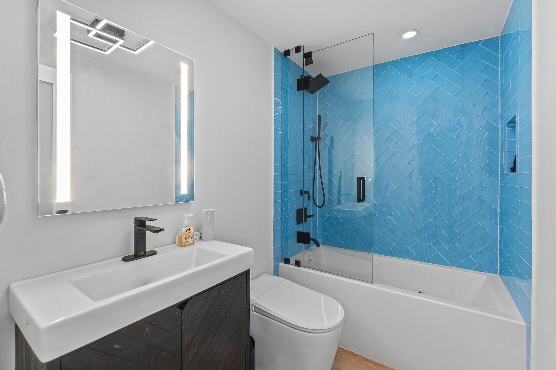 108 Paradise Harbour Boulevard, Unit 502, North Palm Beach, FL 33408 Photo