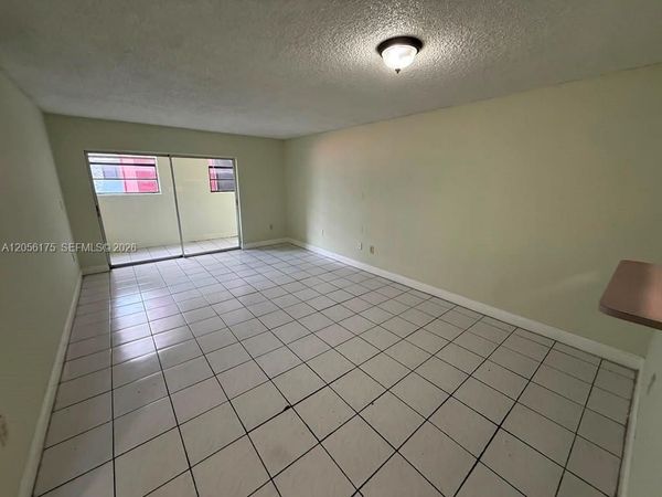 6070 W 19th Ave , Unit 112, Hialeah, FL 33012