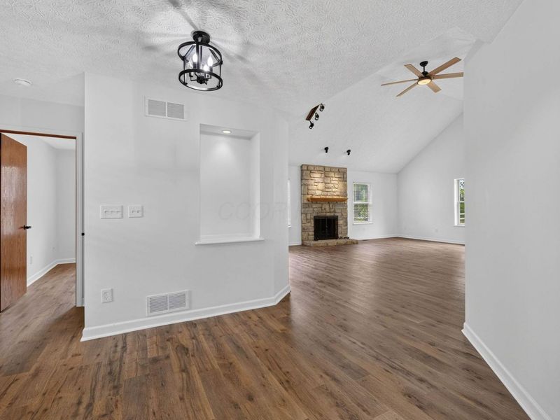 168 Hawthorn Boulevard, Delaware, OH 43015 Photo 10