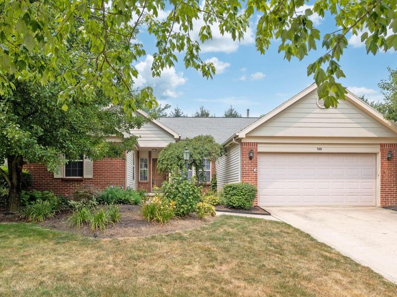 168 Hawthorn Boulevard, Delaware, OH 43015 Photo 2