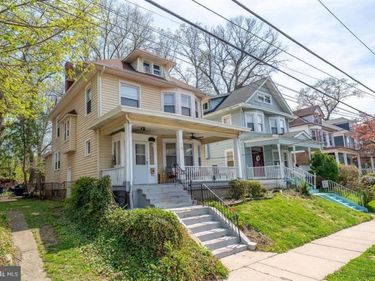 28 OAK LANE , TRENTON, NJ 08618