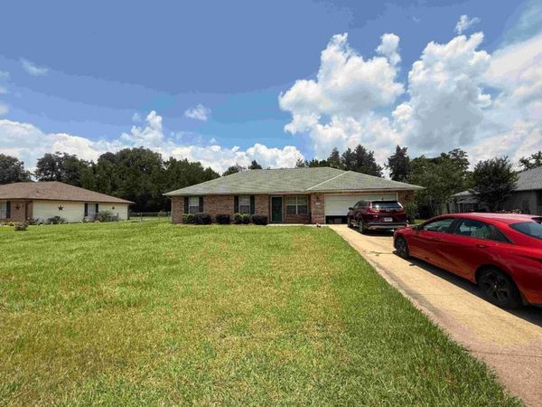 117 Twin Oak , Crestview, FL 32536