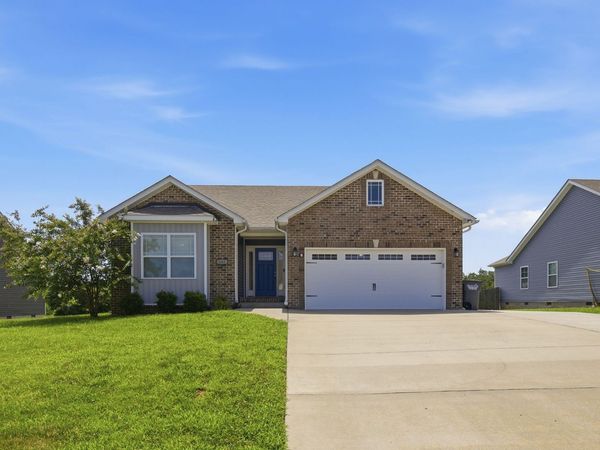 144 Tomahawk Pt , Clarksville, TN 37040