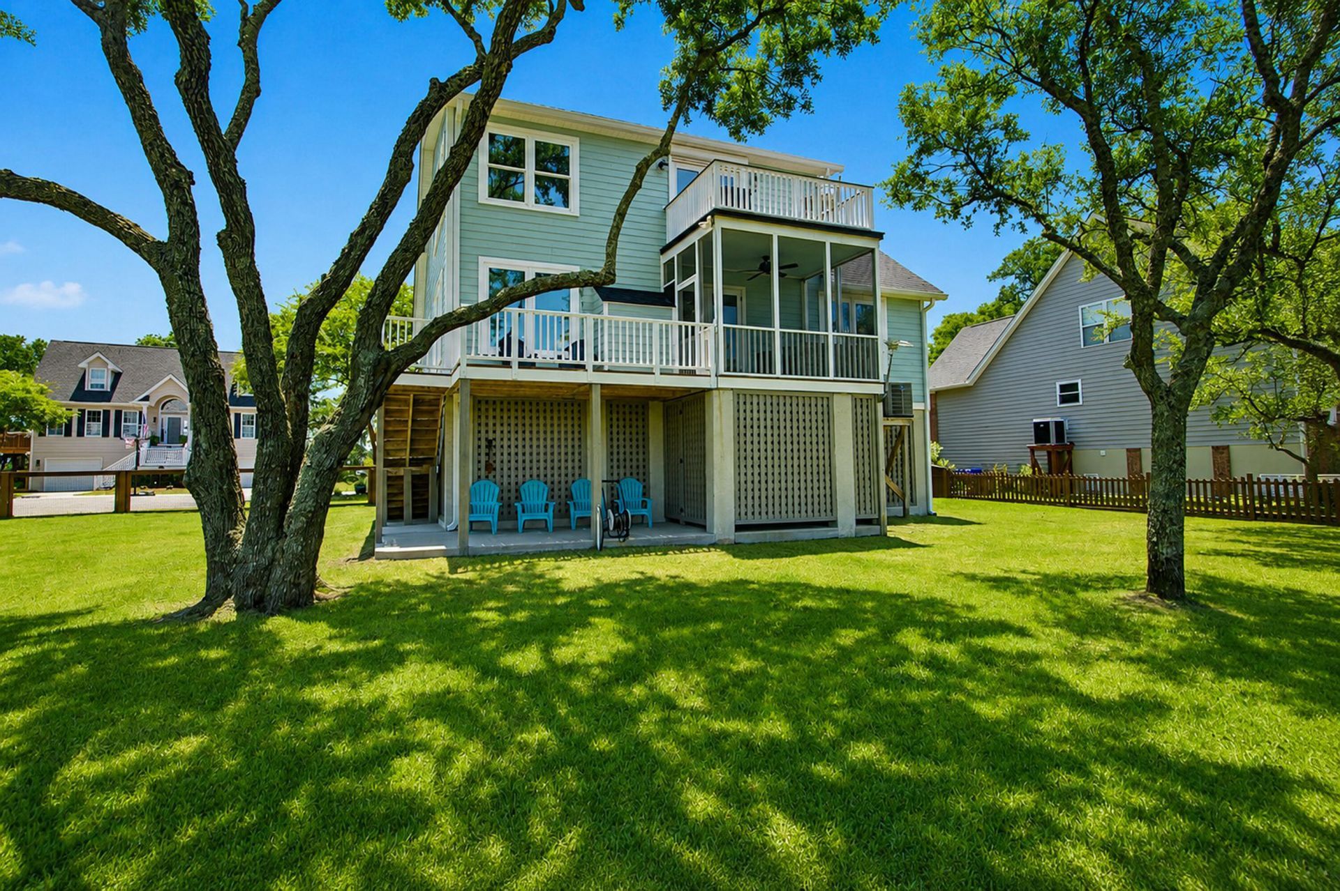 1463 Harborsun Drive Photo 10