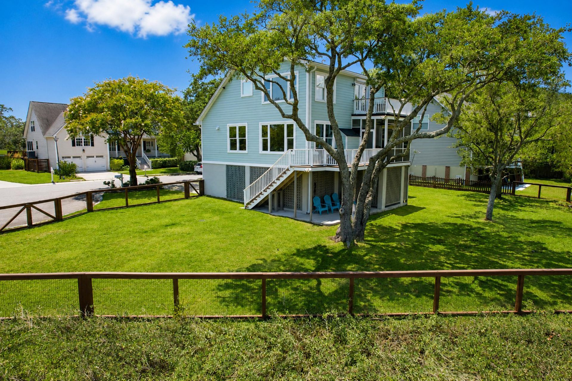 1463 Harborsun Drive Photo 11