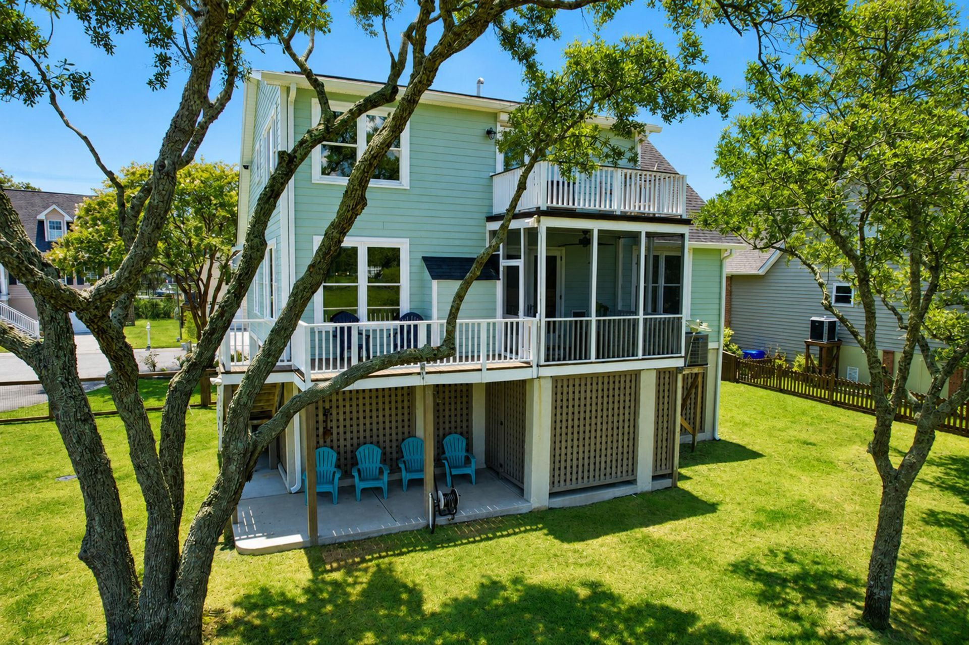 1463 Harborsun Drive Photo 9