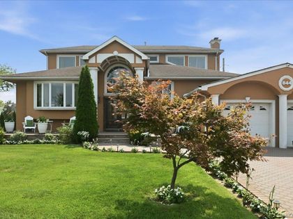 844 Park Lane North Woodmere, NY 11581