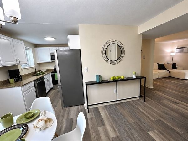72 Charles River Rd, Unit C, Waltham, MA 02453