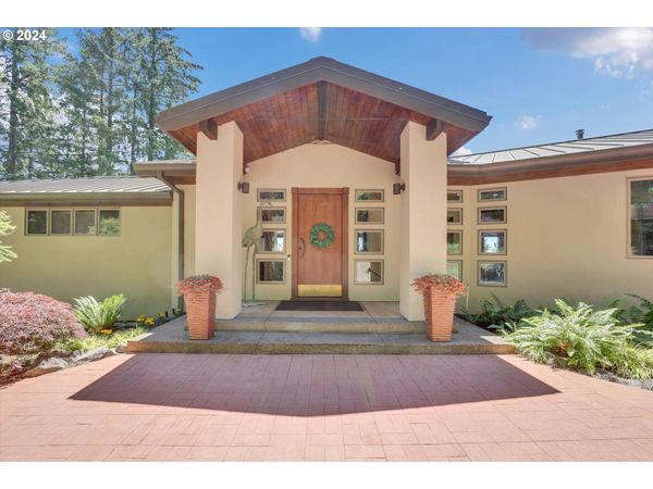 15765 S BRADLEY RD, Oregon City, OR 97045