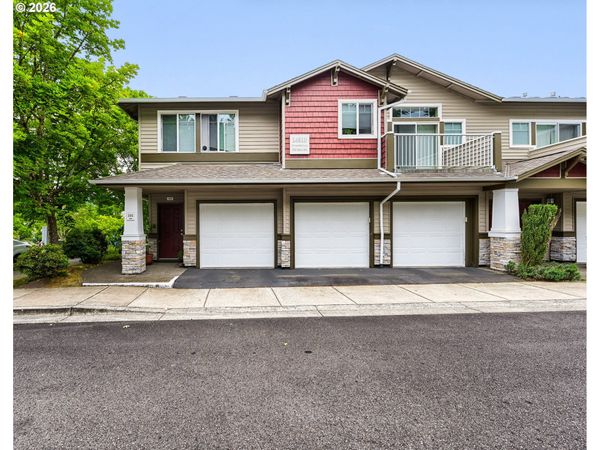 14810 SW SANDHILL LOOP, Unit 101, Beaverton, OR 97007