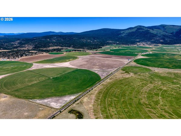 10902 Swan Lake RD, Klamath Falls, OR 97603