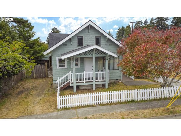 289 HARBOR ST, Florence, OR 97439