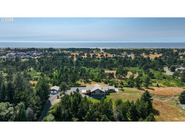 88644 HIGHWAY 101, Gearhart, OR 97138