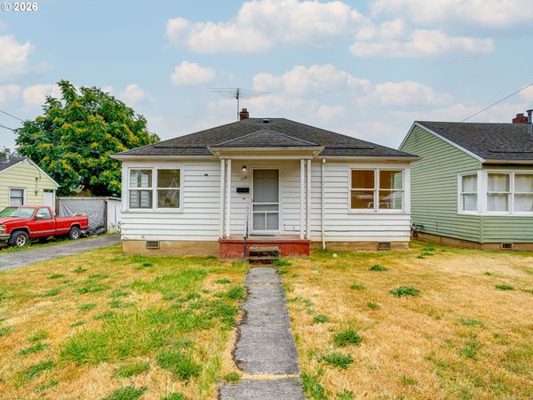 135 HALSEY ST, St. Helens, OR 97051