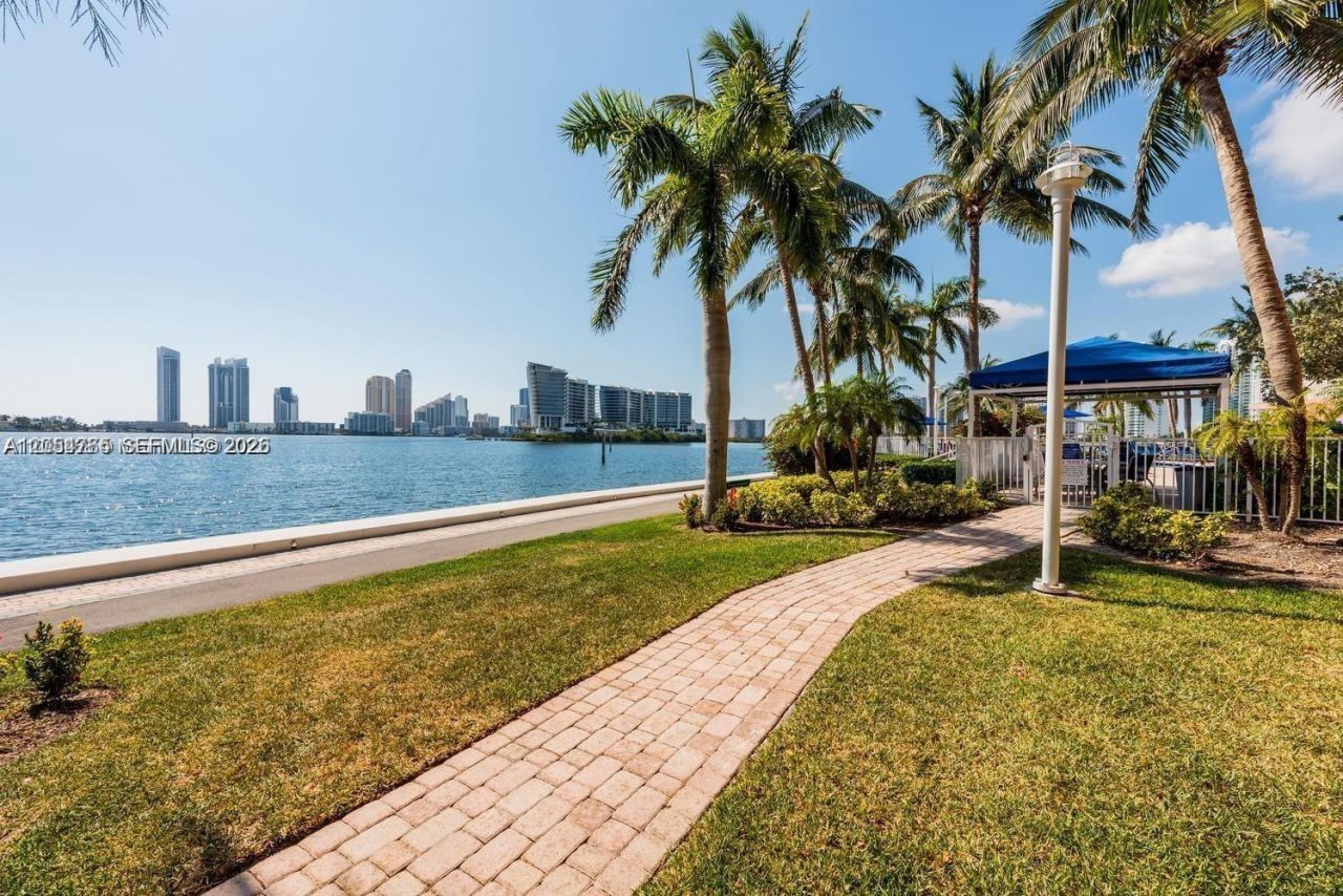 3370 NE 190th St, Unit 706, Aventura, FL 33180 Photo
