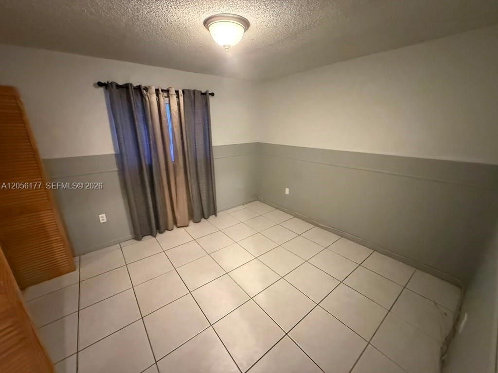 2560 W 53rd St, Unit 502, Hialeah, FL 33016 Photo