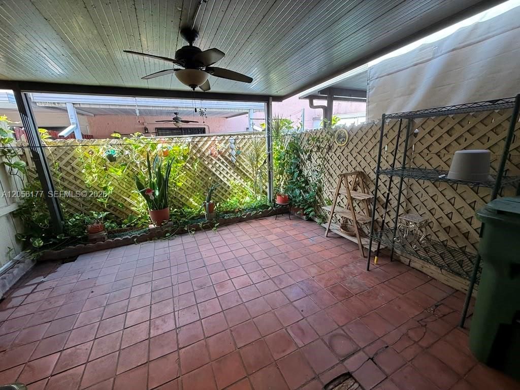 2560 W 53rd St, Unit 502, Hialeah, FL 33016 Photo