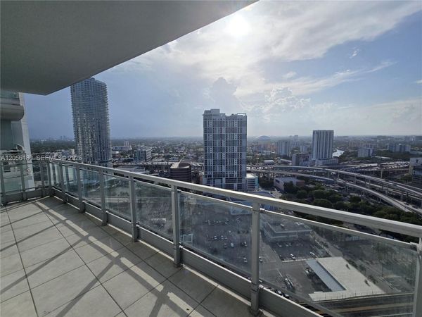 90 SW 3rd St , Unit 3006, Miami, FL 33130