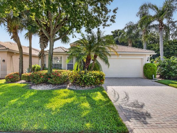 6815 Imperial Beach Circle, Delray Beach, FL 33446