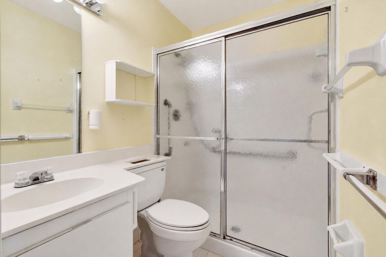 5241 Privet Place, Unit B, Delray Beach, FL 33484 Photo