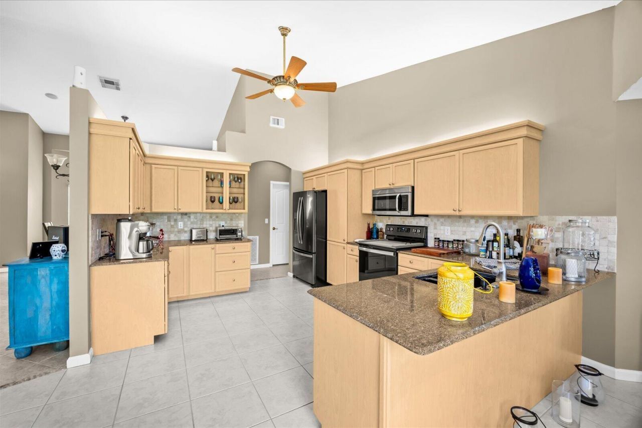 541 SW Dairy Road, Port Saint Lucie, FL 34953 Photo