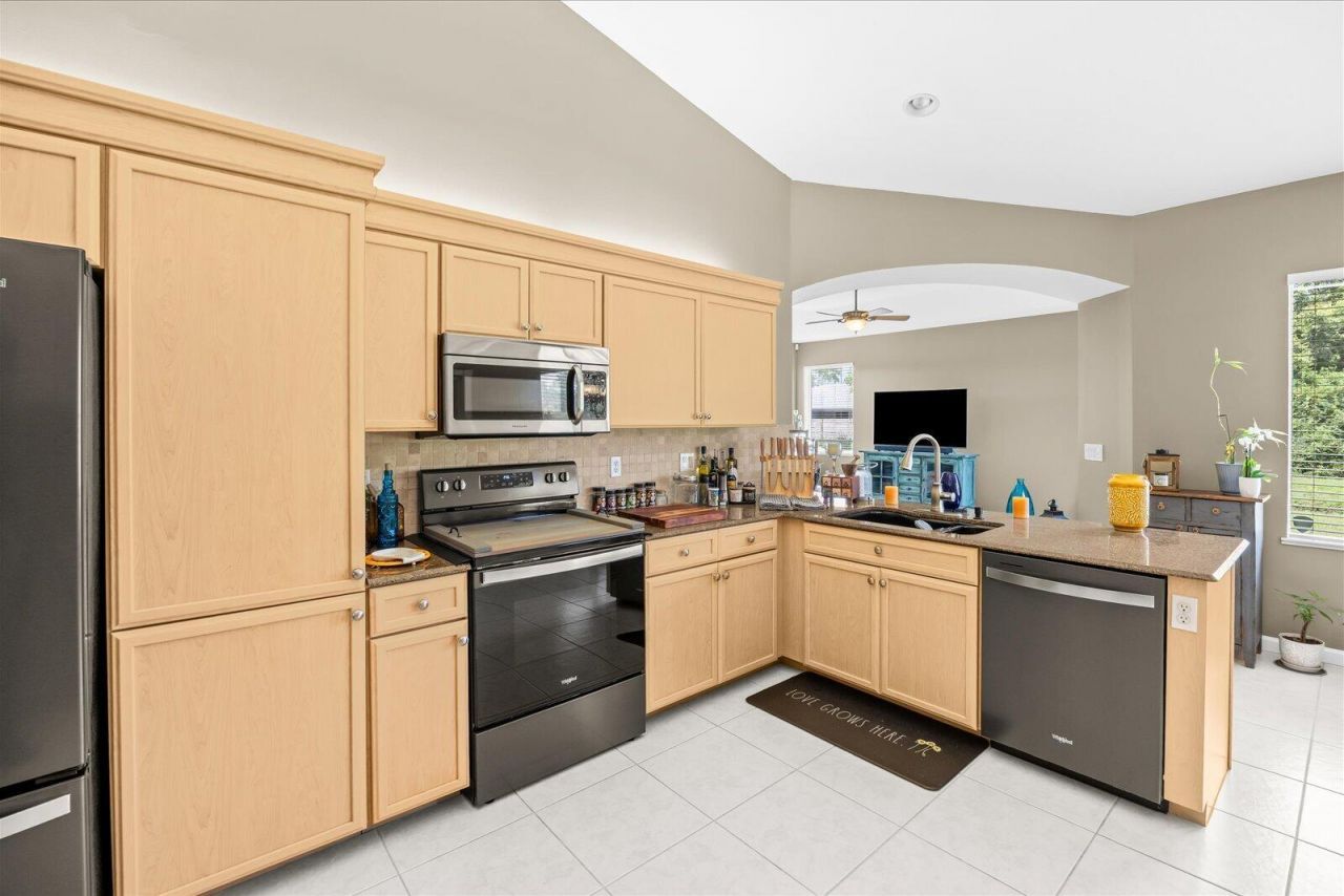 541 SW Dairy Road, Port Saint Lucie, FL 34953 Photo