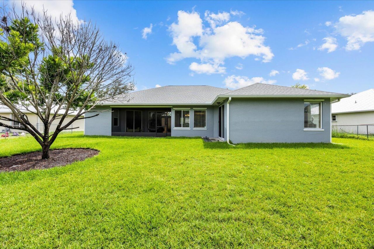 541 SW Dairy Road, Port Saint Lucie, FL 34953 Photo