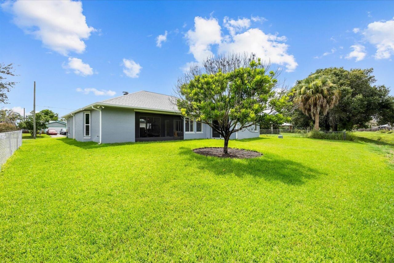 541 SW Dairy Road, Port Saint Lucie, FL 34953 Photo