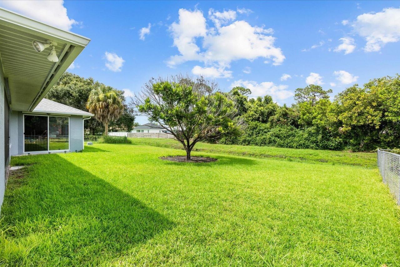 541 SW Dairy Road, Port Saint Lucie, FL 34953 Photo