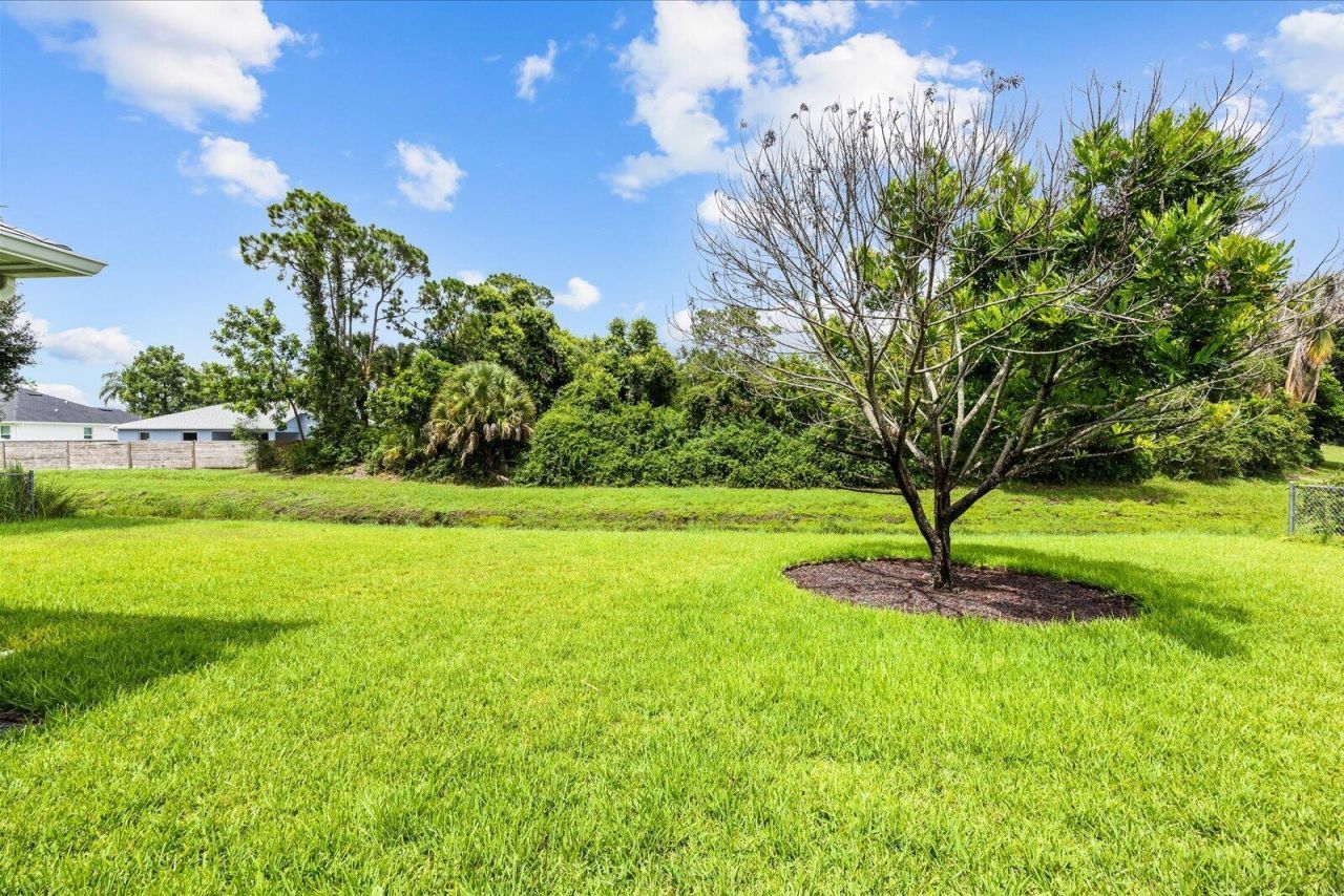 541 SW Dairy Road, Port Saint Lucie, FL 34953 Photo