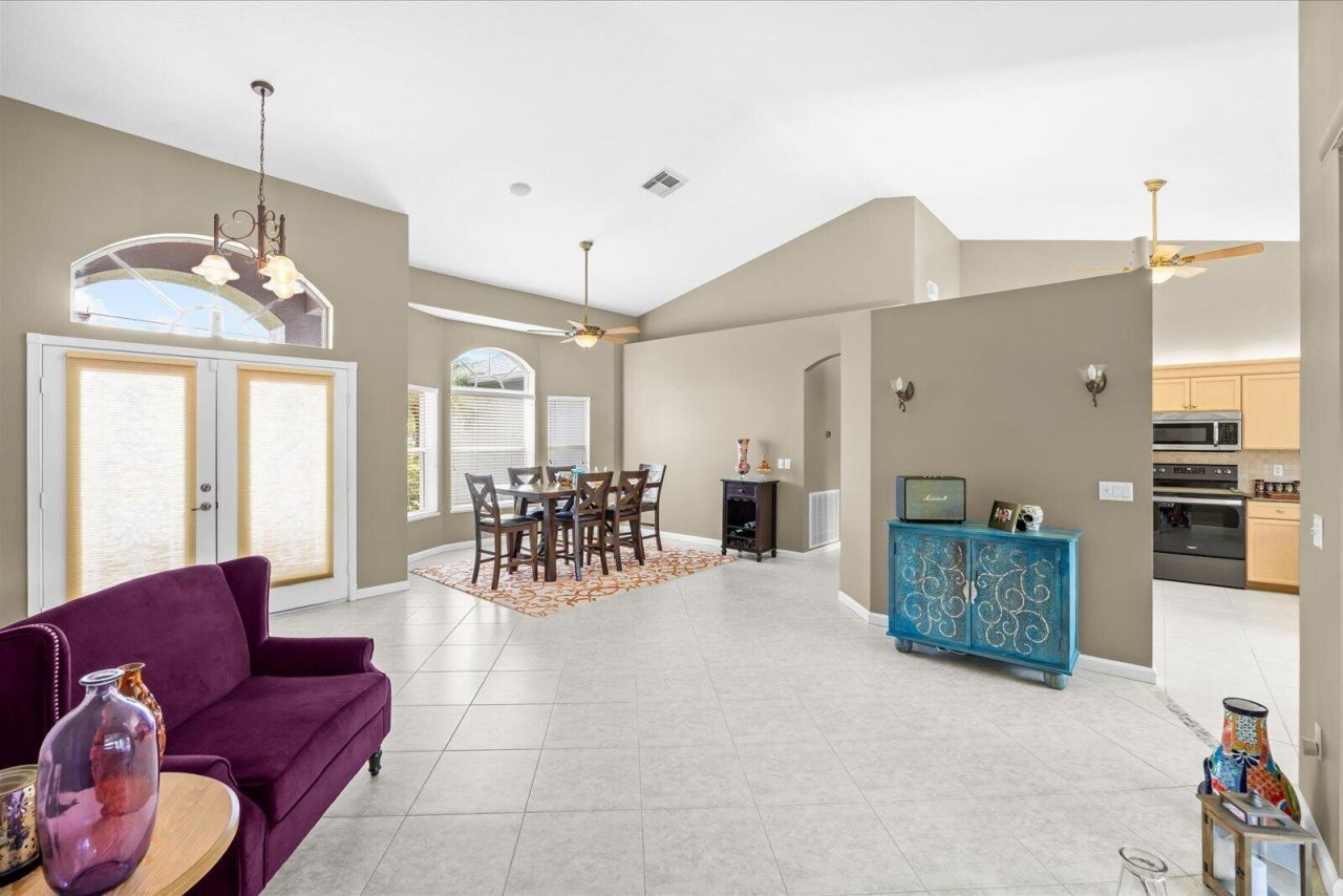 541 SW Dairy Road, Port Saint Lucie, FL 34953 Photo