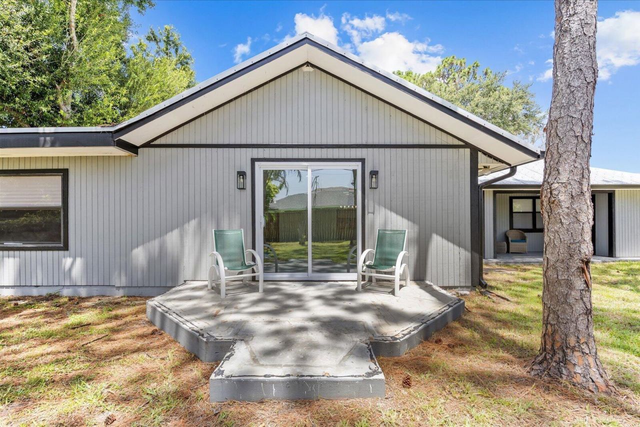 2832 SW Giralda, Port Saint Lucie, FL 34953 Photo