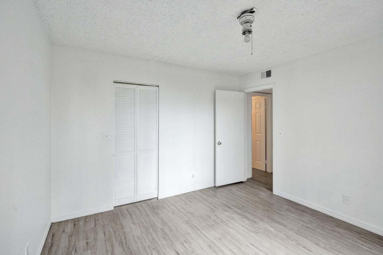 4015 W Mcnab Road, Unit D204, Pompano Beach, FL 33069 Photo