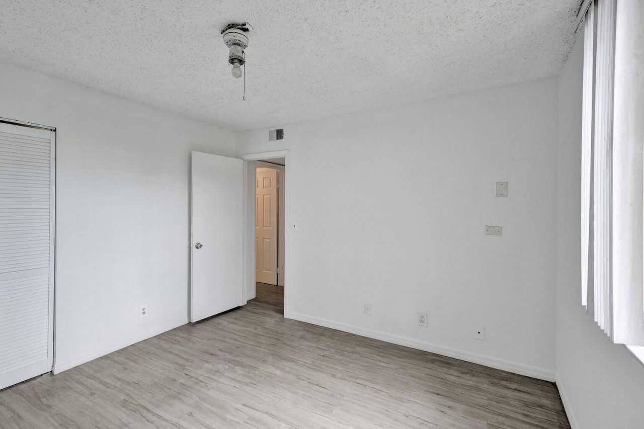 4015 W Mcnab Road, Unit D204, Pompano Beach, FL 33069 Photo