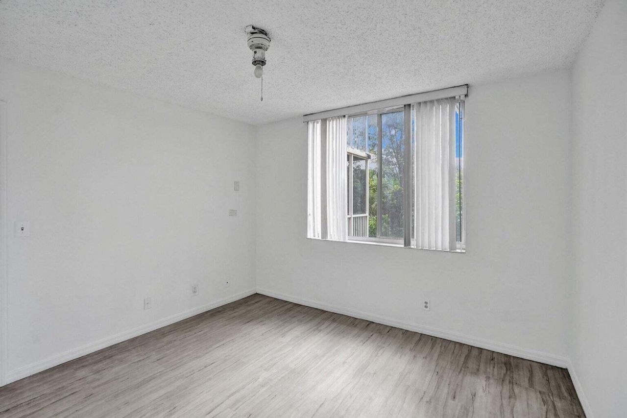 4015 W Mcnab Road, Unit D204, Pompano Beach, FL 33069 Photo