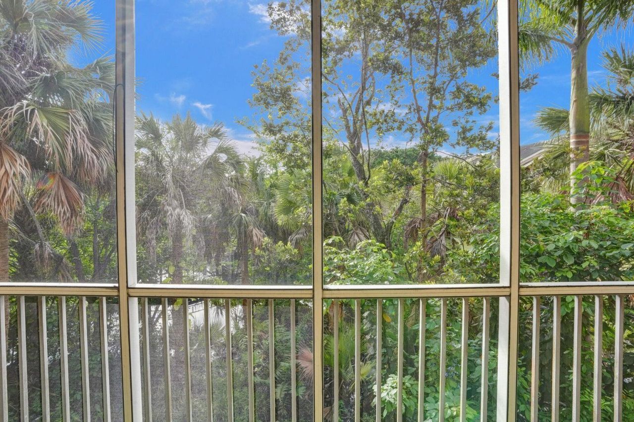 4015 W Mcnab Road, Unit D204, Pompano Beach, FL 33069 Photo