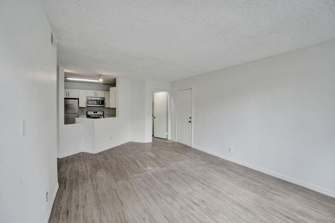 4015 W Mcnab Road, Unit D204, Pompano Beach, FL 33069 Photo