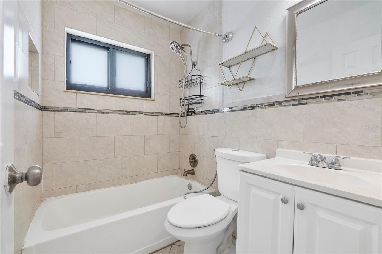 16011 NW 40th Court, Miami Gardens, FL 33054 Photo