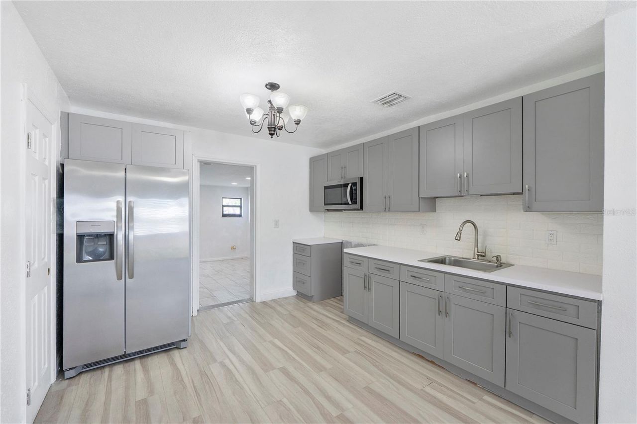 16011 NW 40th Court, Miami Gardens, FL 33054 Photo