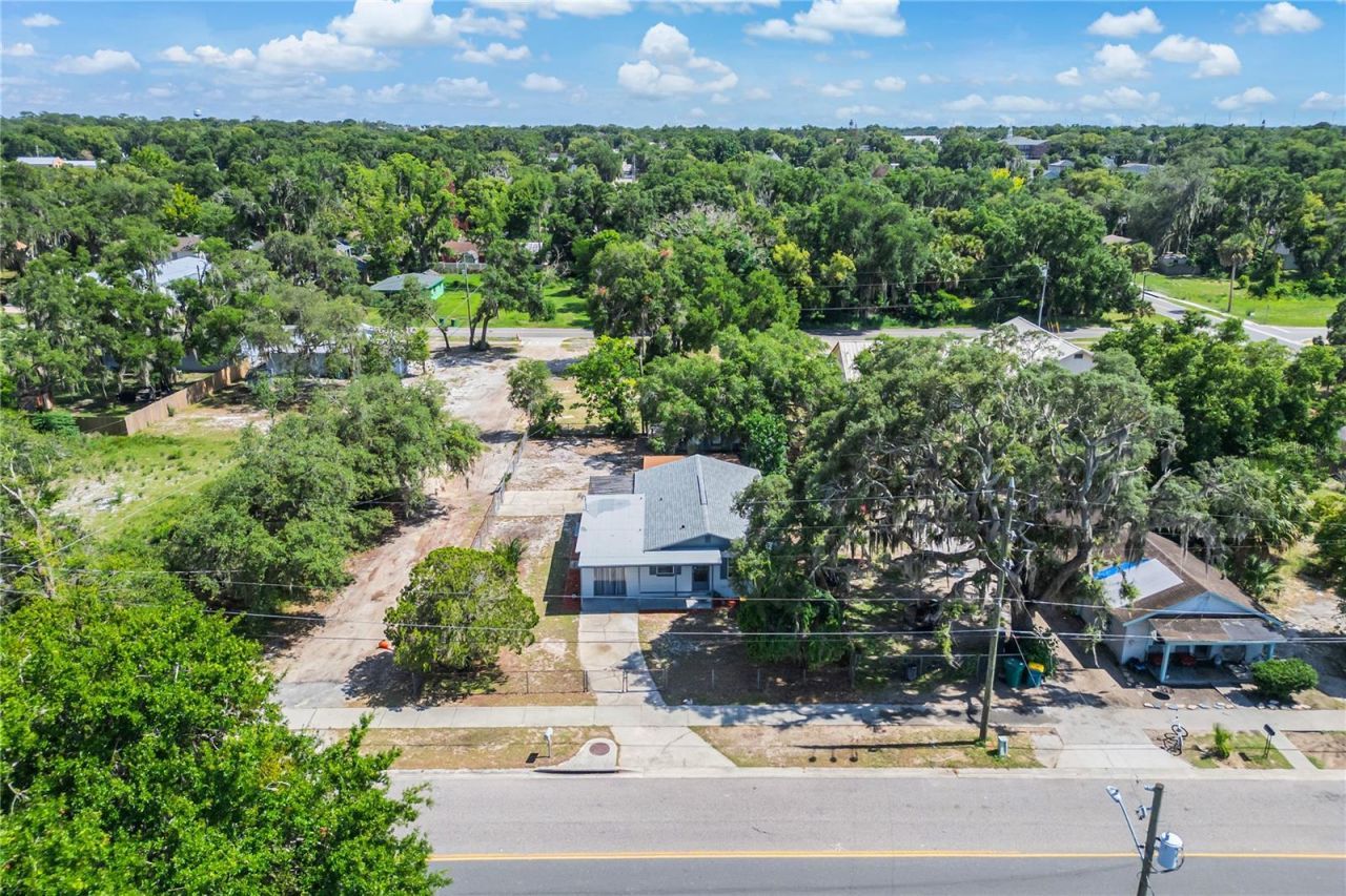 922 Bates Avenue , Eustis, FL 32726 Photo